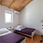 House Panorama * Stanici
