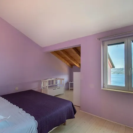 Semesterbostad House Panorama Stanici