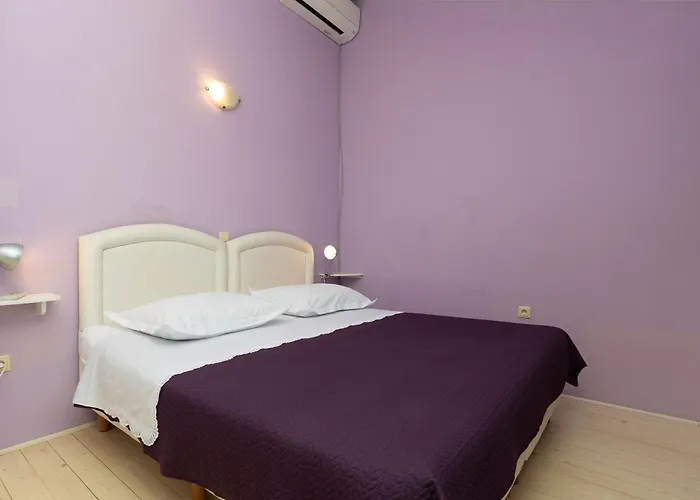 House Panorama Semesterbostad