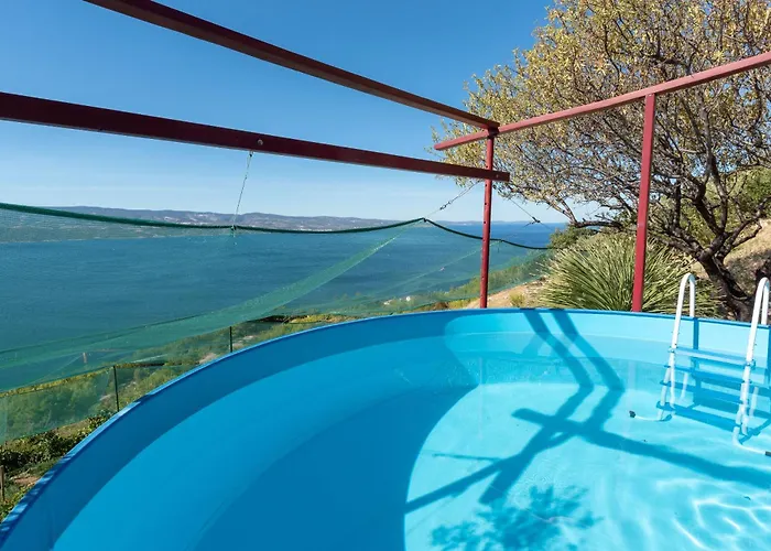 House Panorama Semesterbostad